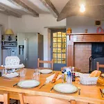 Holiday home Domaine De La Roque A La Campagne Bbq Ping Pong-piscine Prviee Chauffee *