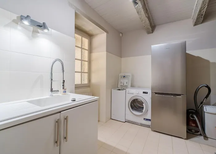 Domaine De La Roque A La Campagne Bbq Ping Pong-piscine Prviee Chauffee * Valprionde